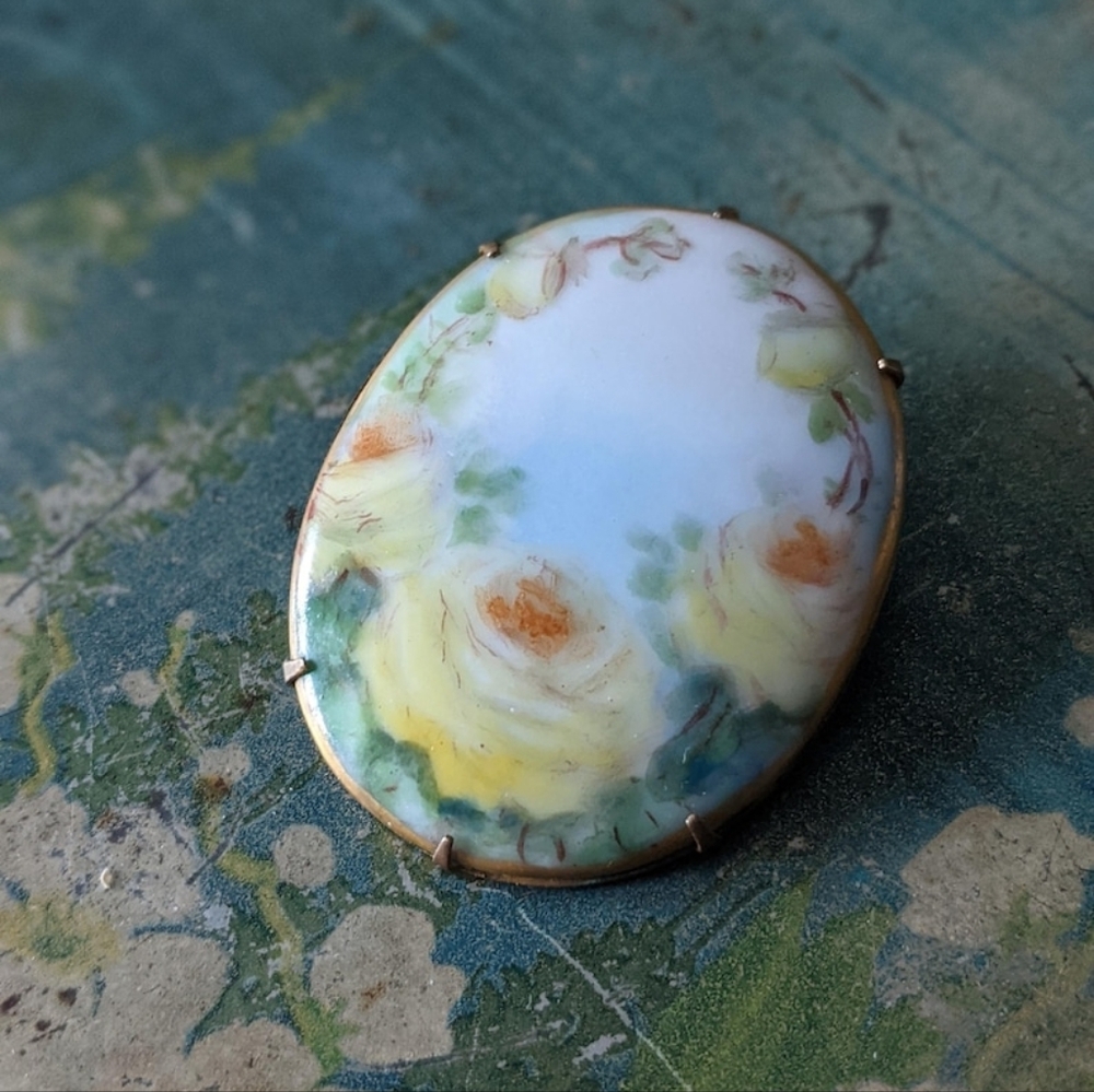 Antique Edwardian 1900s Hand Painted Porcelain Yellow Roses Oval Brooch